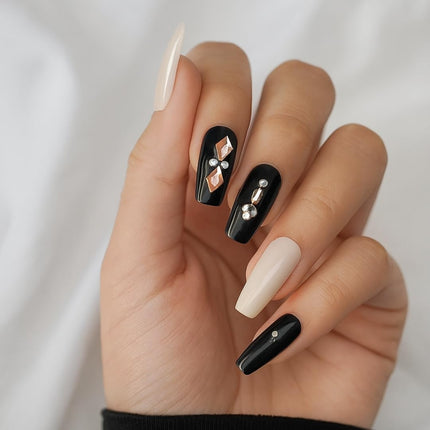 24 Reusable Glossy Nails set-(BLACK & WHITE WITH STONES-P1)